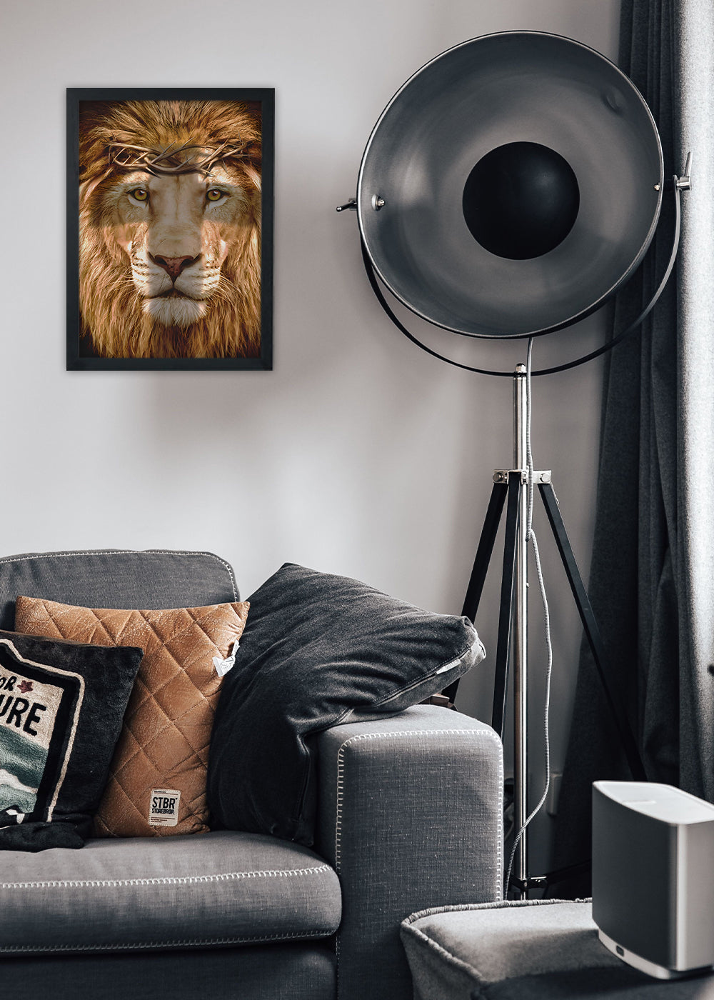 Quadro Coroa de espinhos em um leão - Religião - Com vidro