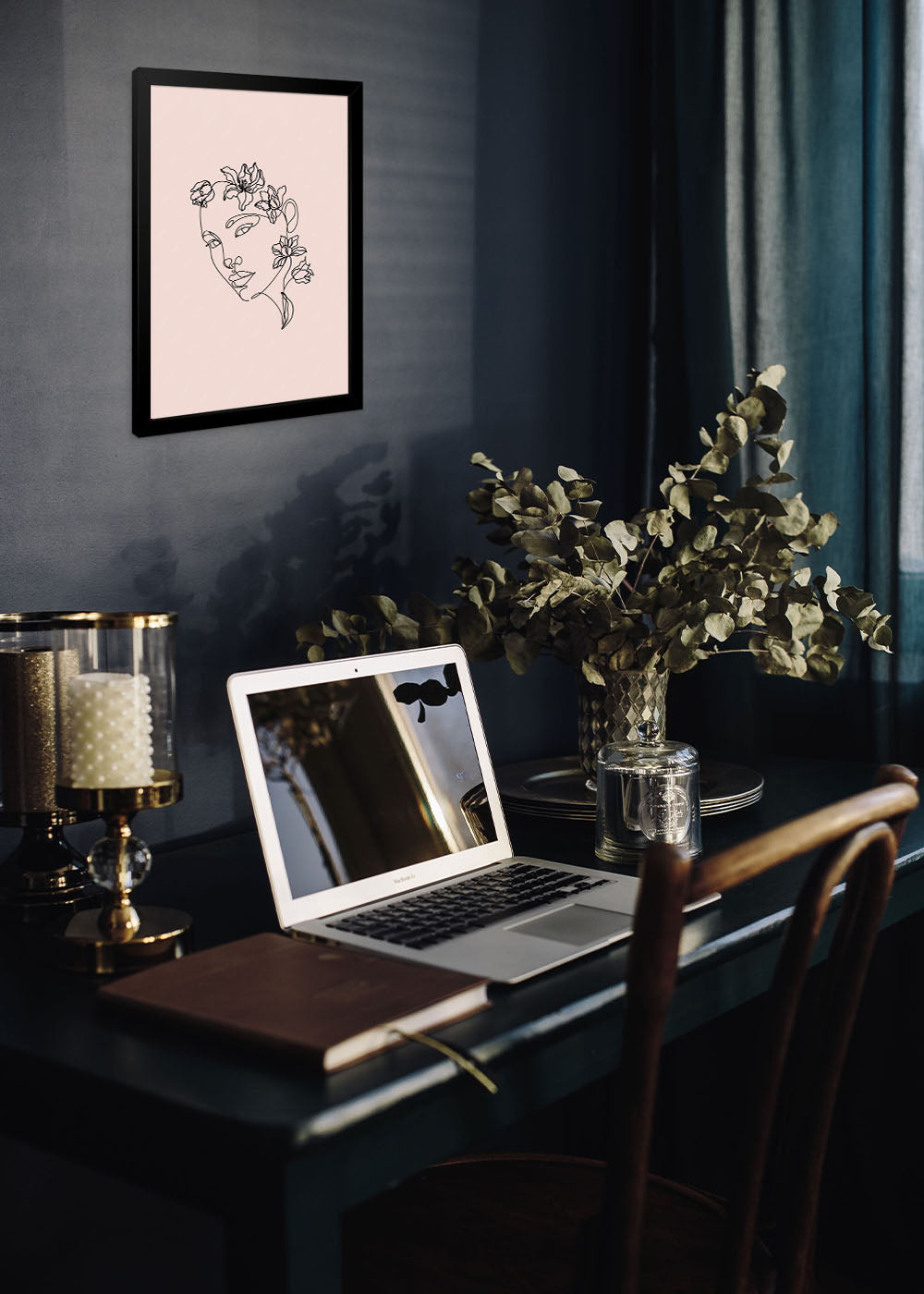 Quadro Decorativo A Moça Abstrato - Com vidro