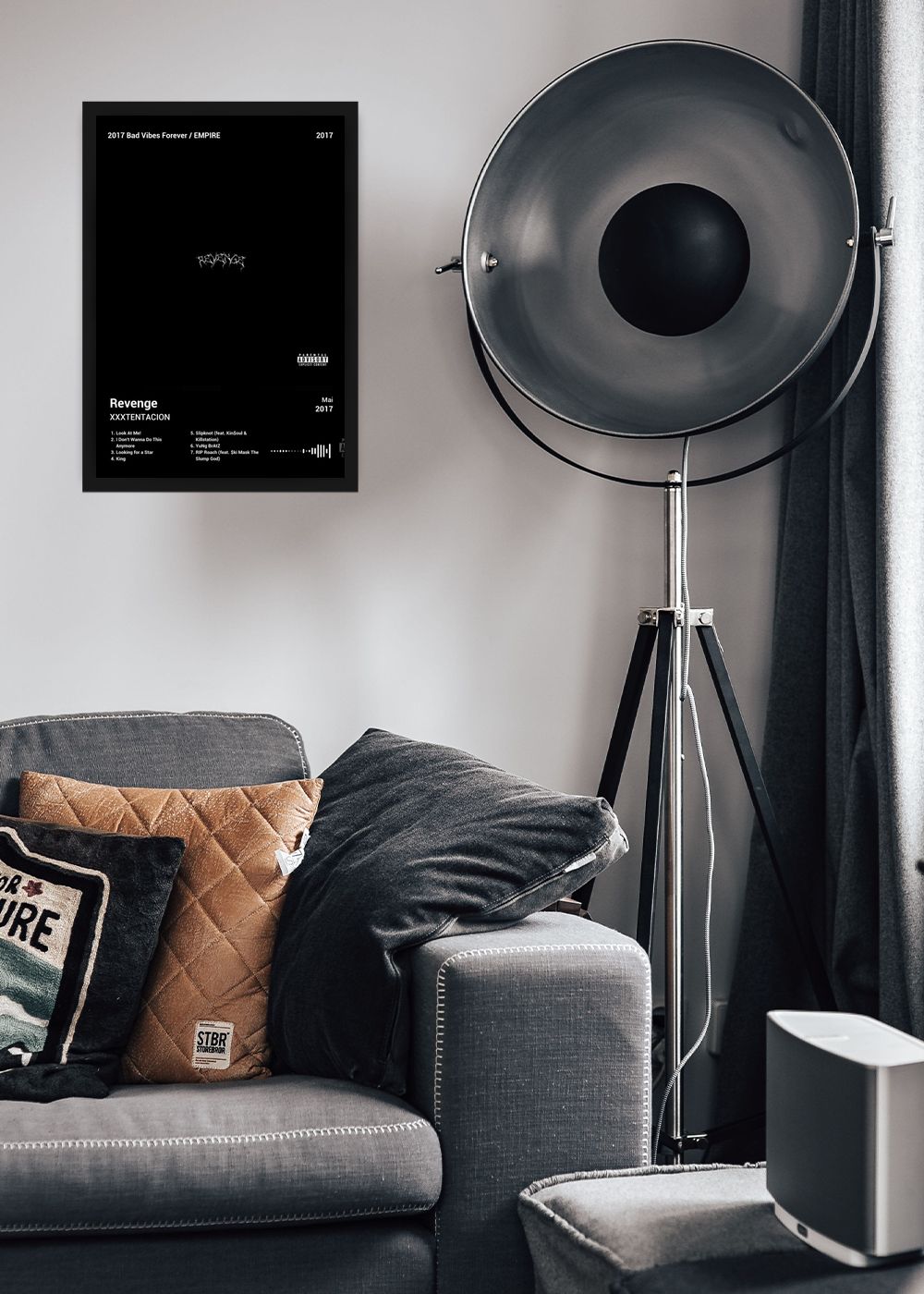 Quadro Decorativo XXXTENTACION Revenge (Dark) Com Vidro