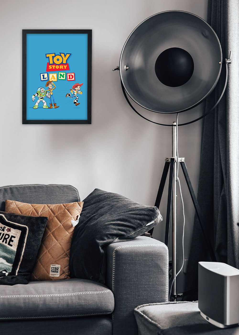 Quadro Decorativo Toy Story Land - Com vidro