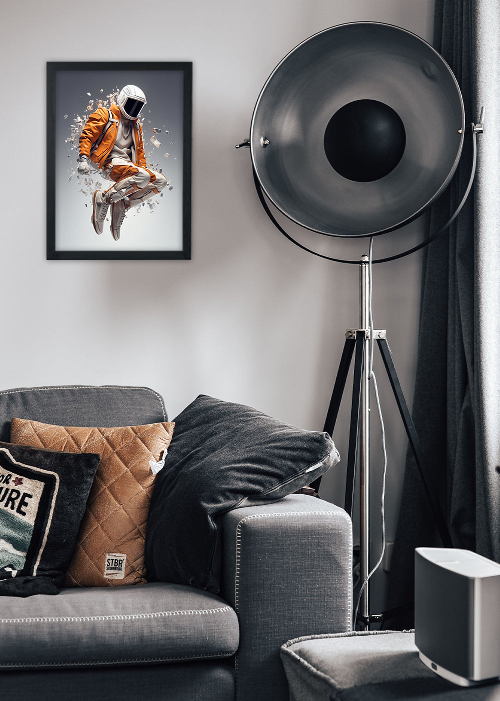 Quadro Astronauta em pedaços - Com vidro