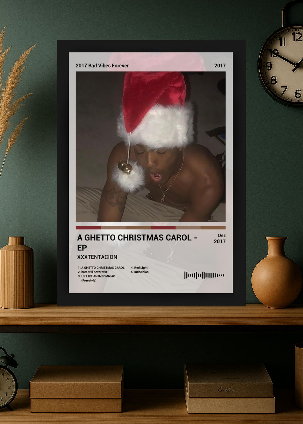 Quadro XXXTENTACION A GHETTO CHRISTMAS ... (Light) Com Vidro