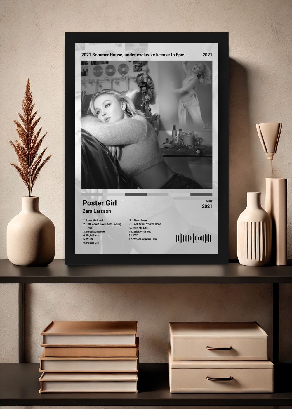 Quadro Zara Larsson Poster Girl (Black&white) Com Vidro