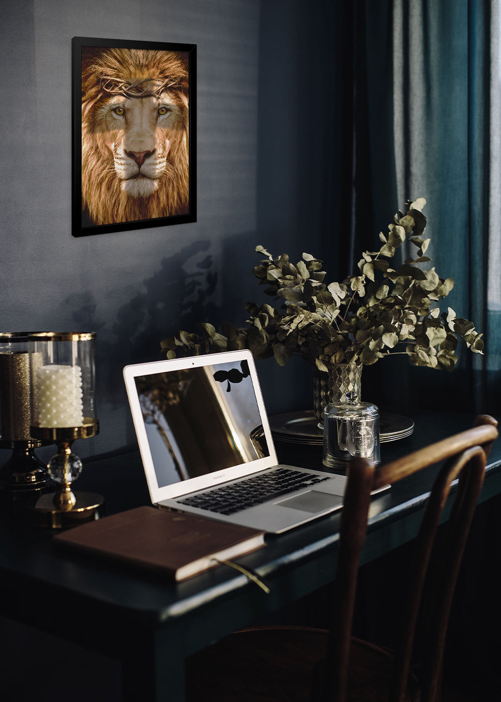 Quadro Coroa de espinhos em um leão - Religião - Com vidro